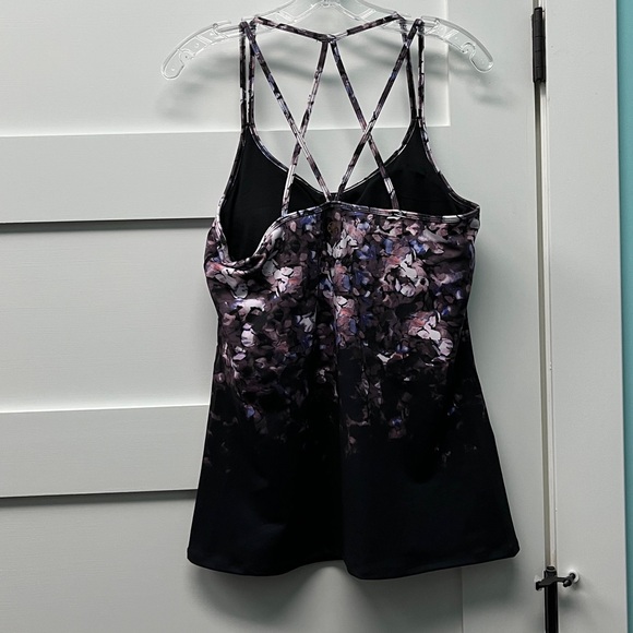 GAIAM Floral Tank Top in Purple and Black - Picture 2 of 4